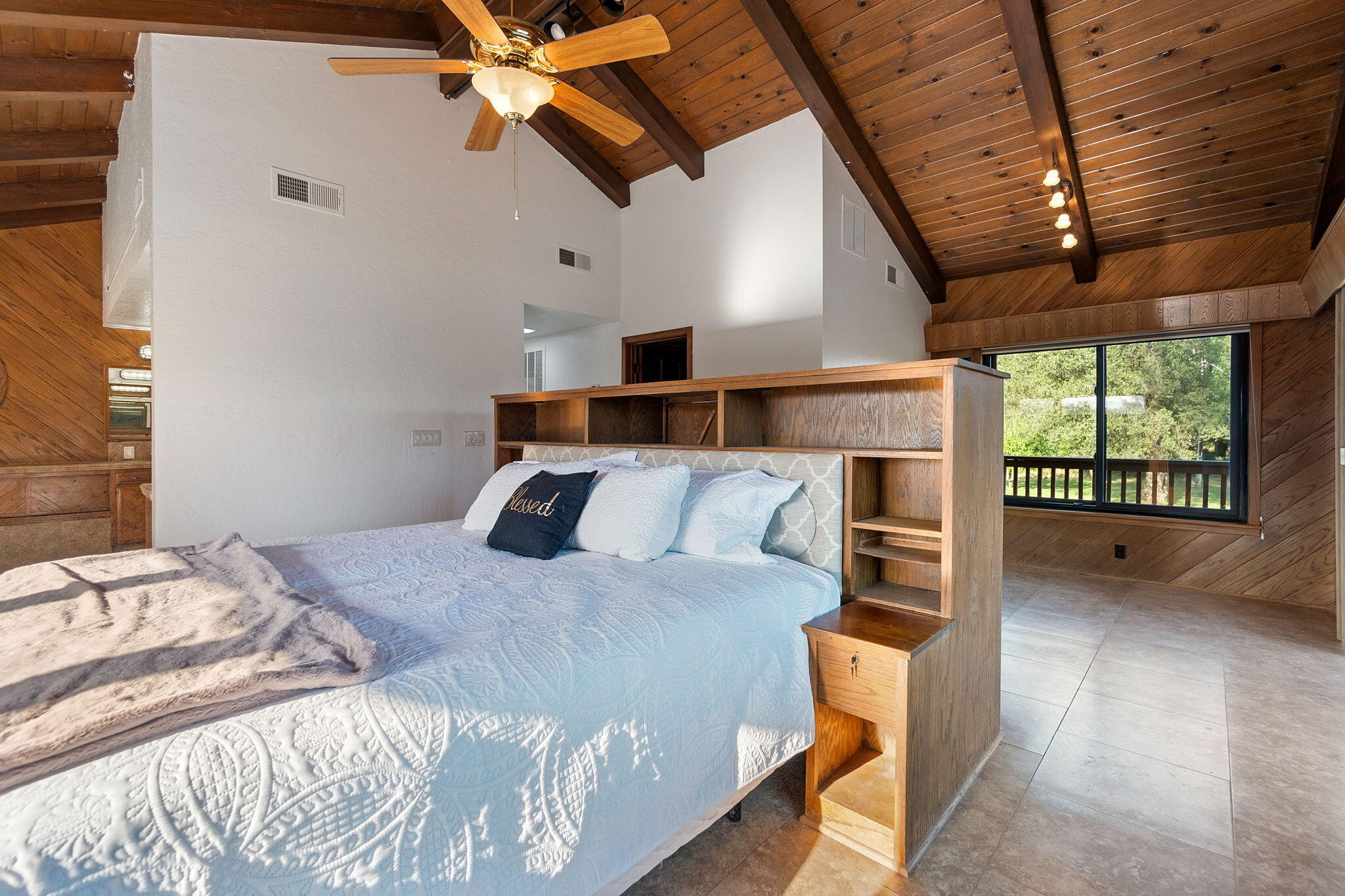 20831 Clough Creek Road Redding, CA 96002 - Photo 63 of 107 Primary Bedroom