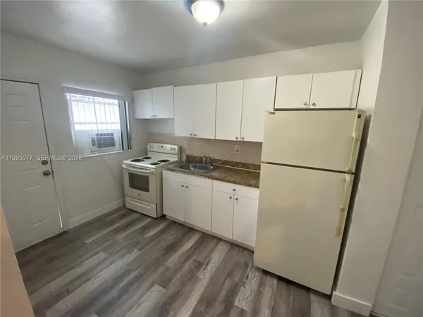 $2,100 | 5905 Northwest 3rd Avenue, Unit 2/2, Miami, FL 33127