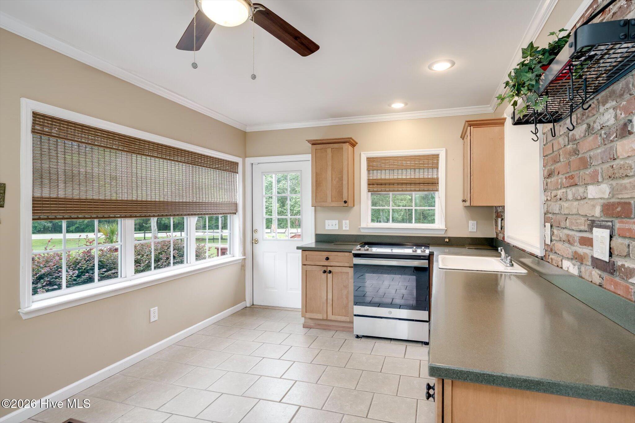 2582 Scotts Ferry Road Appling, GA 30802 - Photo 13 of 58 Kitchen