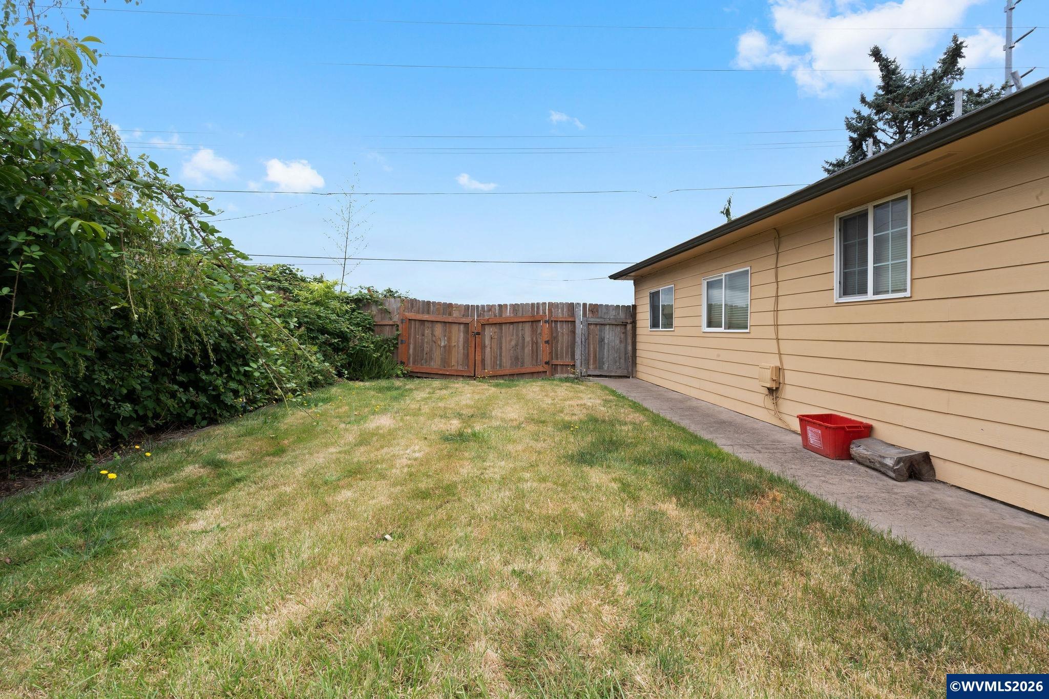 4952 Sunnyview Road Northeast Salem, OR 97305 - Photo 23 of 32