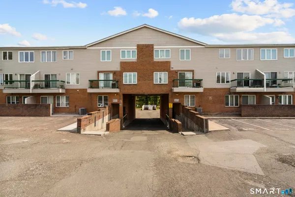 $160,000 | 219 South Broad Street, Unit S107, Meriden, CT 06450