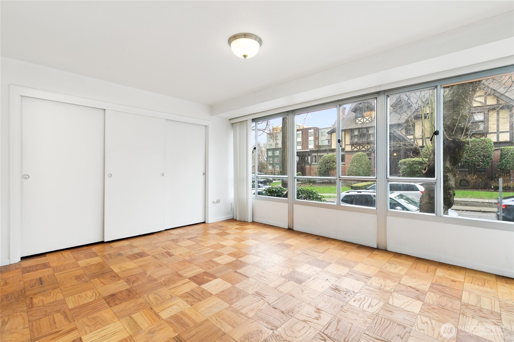 1221 Minor Avenue, Unit 109 Seattle, WA 98101 - Photo 19 of 36