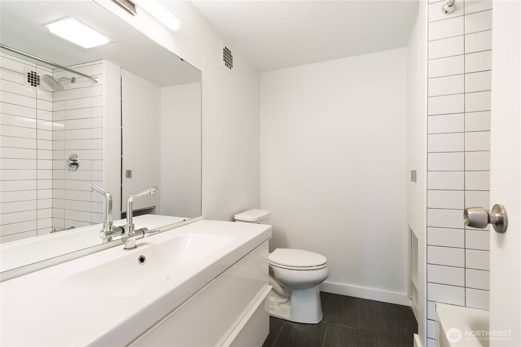 1221 Minor Avenue, Unit 109 Seattle, WA 98101 - Photo 22 of 36