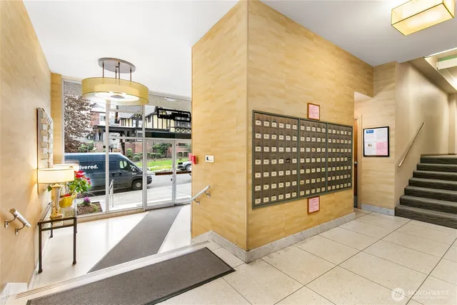 $450,000 | 1221 Minor Avenue, Unit 109, Seattle, WA 98101