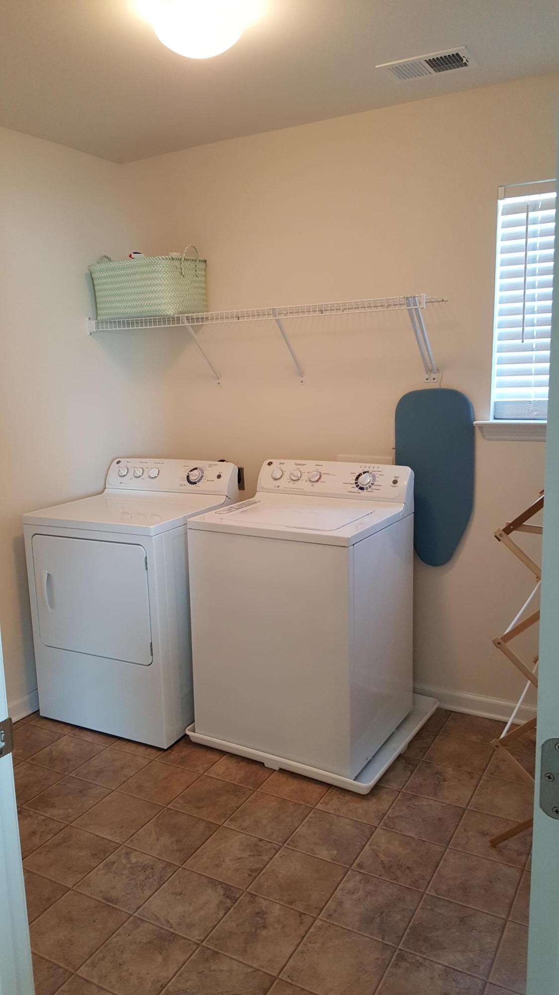 3027 Gulfstream Lane Ridgeville, SC 29472 - Photo 14 of 21 Laundry 1