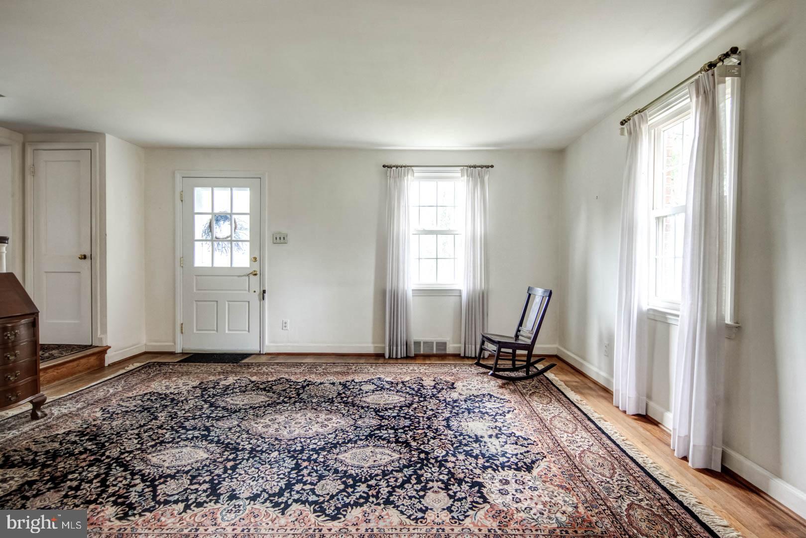 134 Barrie Road Ardmore, PA 19003 - Photo 4 of 24 Gallery Image 4