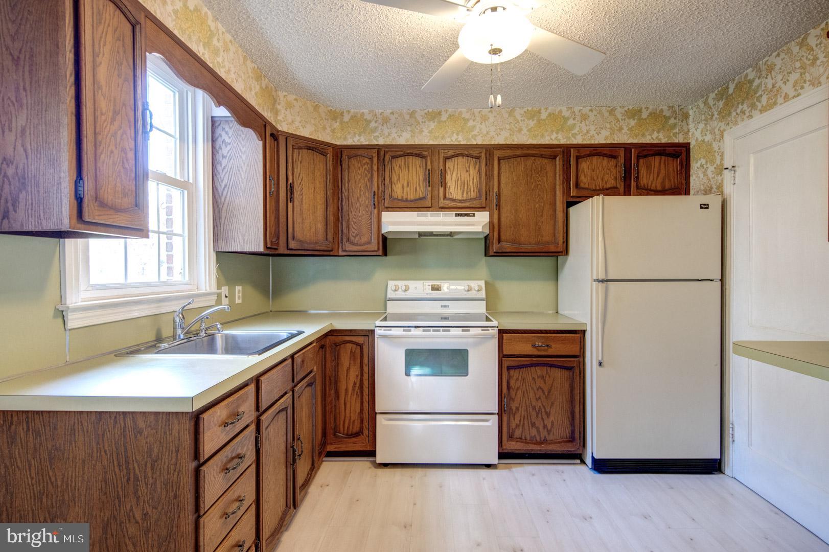 134 Barrie Road Ardmore, PA 19003 - Photo 10 of 24 Gallery Image 10