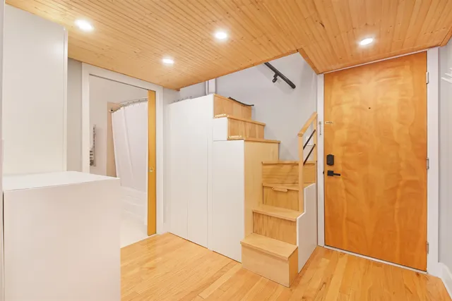 $3,200 | 61 Grand Street, Unit 1E, Jersey City, NJ 07302