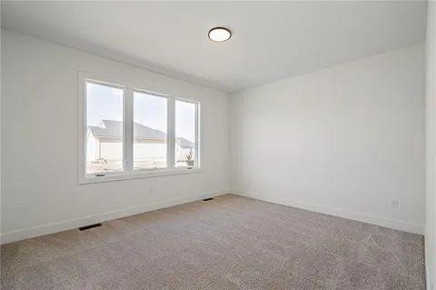 $699,575 | 25010 West 89th Terrace, Lenexa, KS 66227