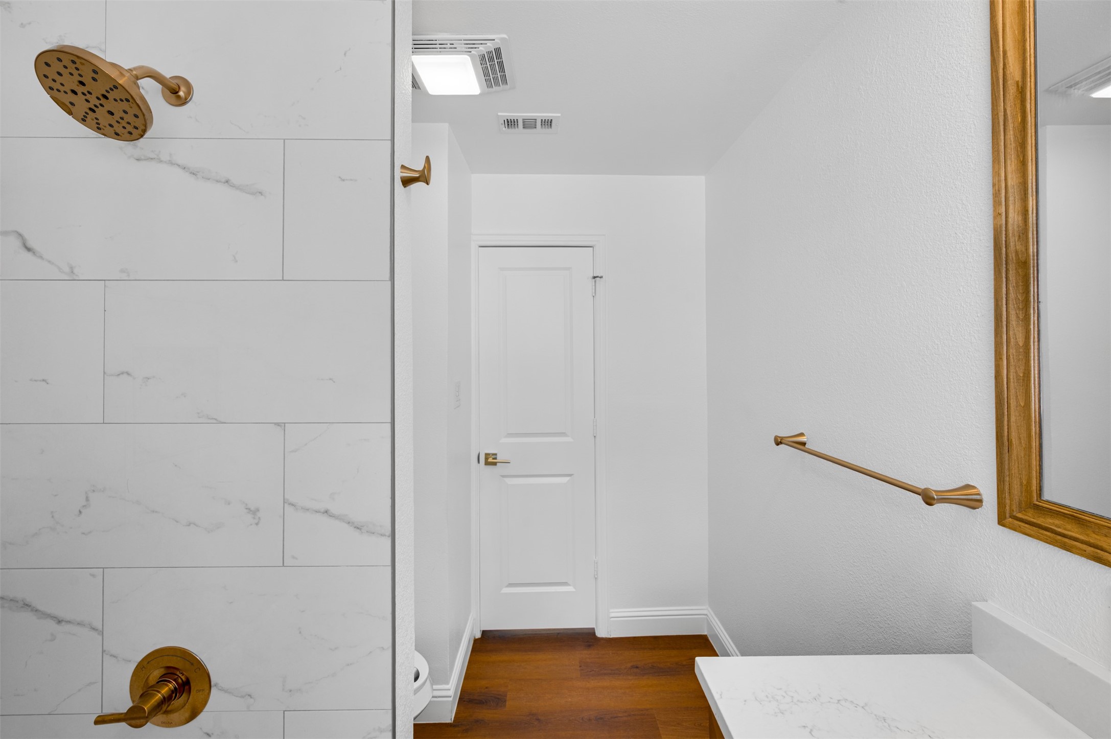 302 An County Road 3914 Palestine, TX 75801 - Photo 22 of 44 a bathroom with a shower