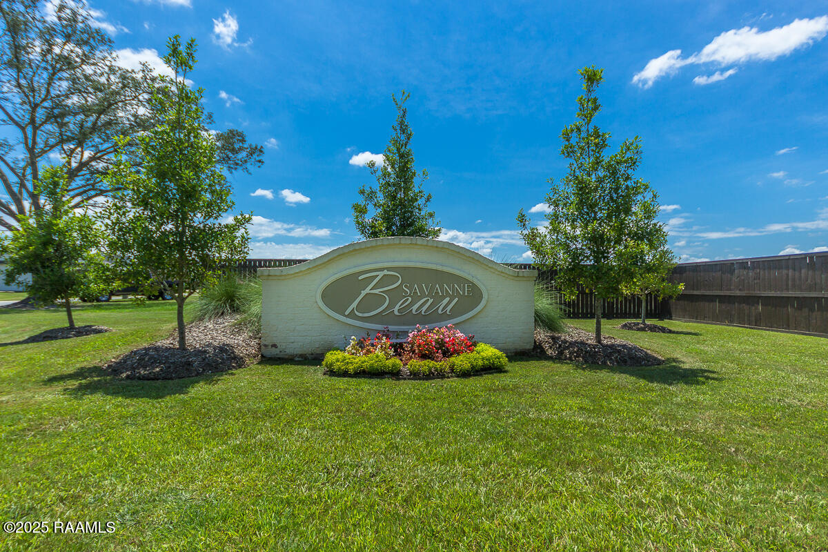 201 Fillmore Way Lafayette, LA 70506 - Photo 35 of 38 Front Entrance Sign