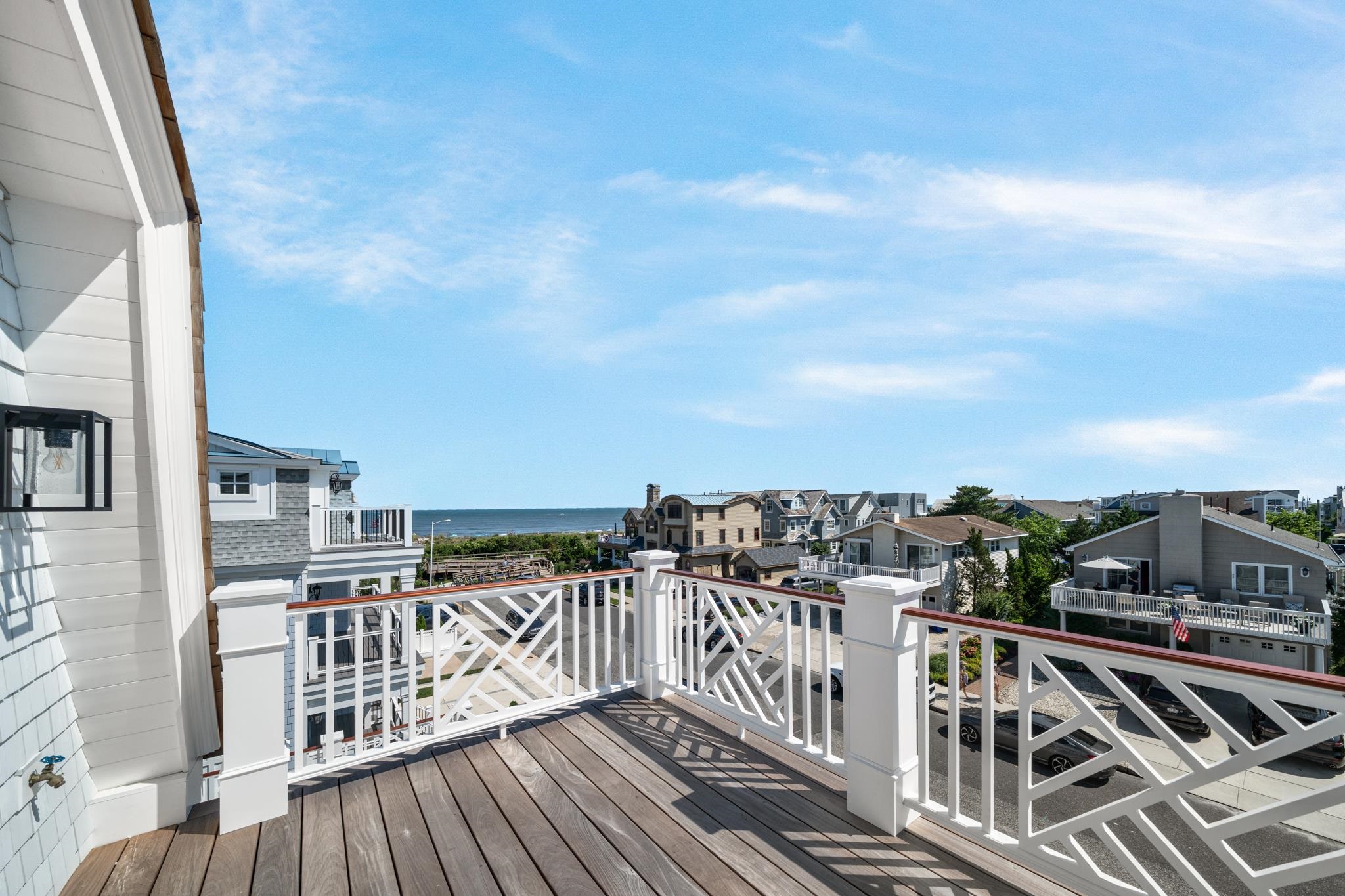 65 East 24th Avalon, NJ 08202 - Photo 48 of 49 a balcony with city view