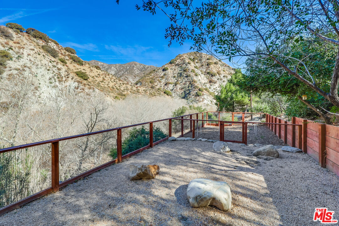4137 Big Tujunga Canyon Road Tujunga, CA 91042 - Photo 45 of 57 Gallery Image 45