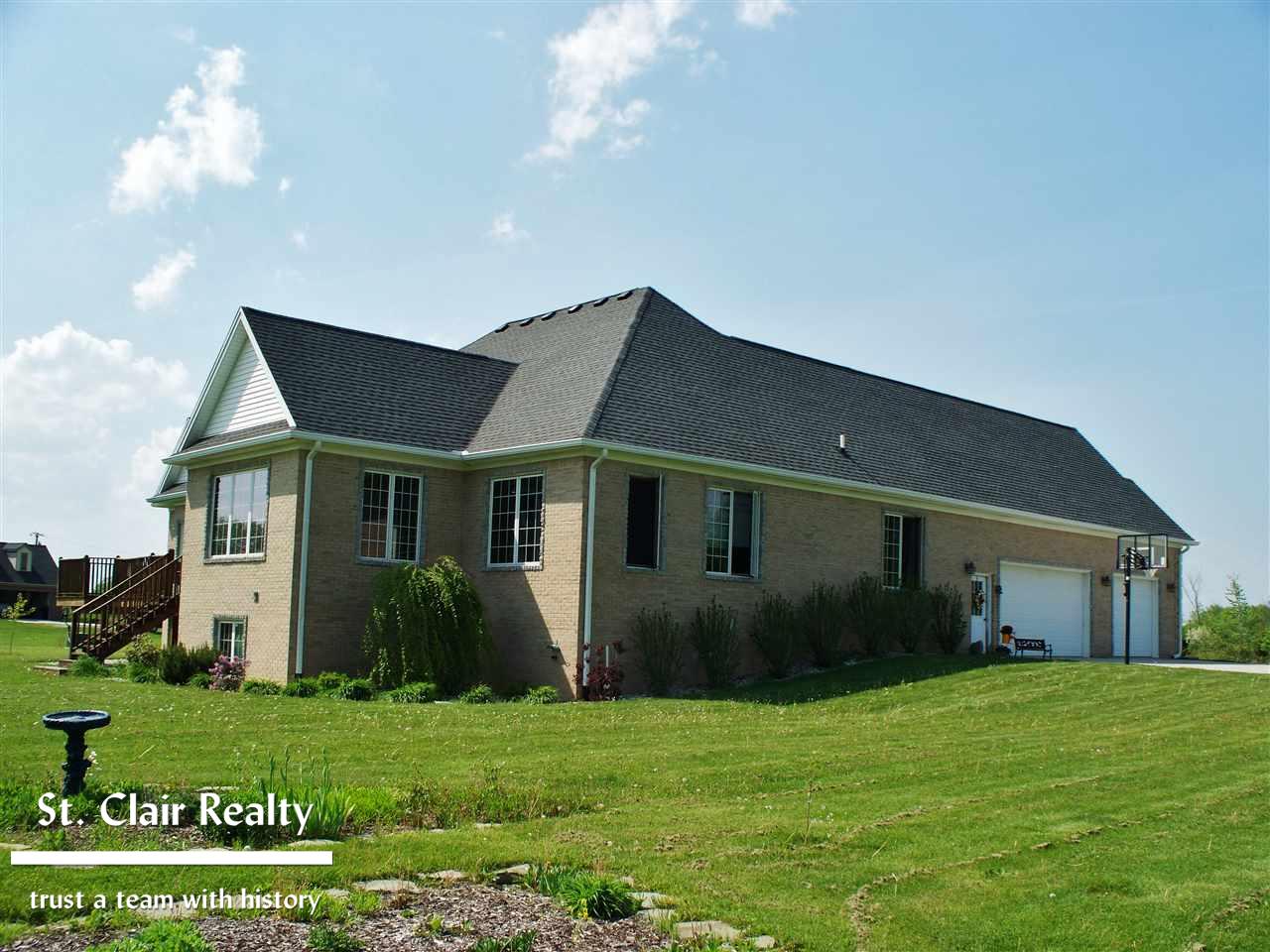 8731 Bartel Road Columbus, MI 48063 - Photo 27 of 31 31292758-26.JPG