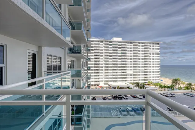$999,999 | 3900 Galt Ocean Drive, Unit 712, Fort Lauderdale, FL 33308