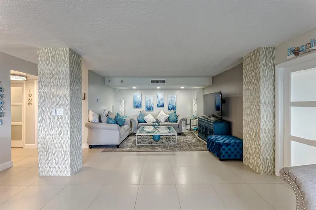 $999,999 | 3900 Galt Ocean Drive, Unit 712, Fort Lauderdale, FL 33308