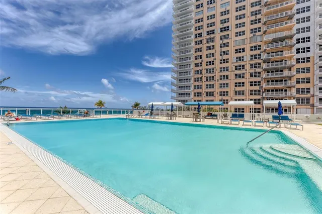 $999,999 | 3900 Galt Ocean Drive, Unit 712, Fort Lauderdale, FL 33308
