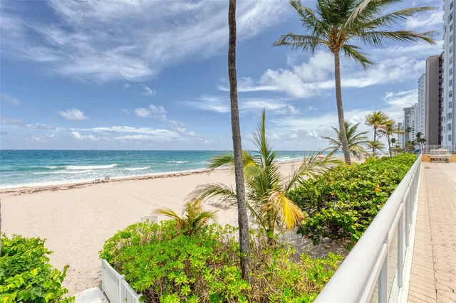 $999,999 | 3900 Galt Ocean Drive, Unit 712, Fort Lauderdale, FL 33308