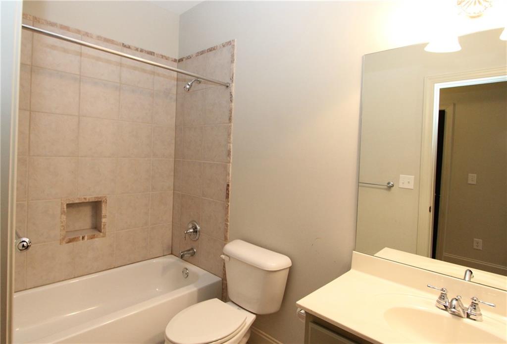 160 West Ridge Way Roswell, GA 30076 - Photo 7 of 30