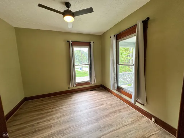 $1,200 | 408 West Walnut Street, Greencastle, IN 46135