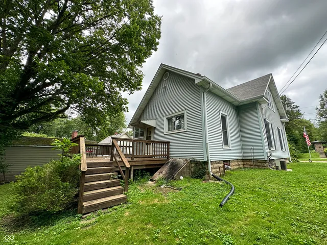 $1,200 | 408 West Walnut Street, Greencastle, IN 46135