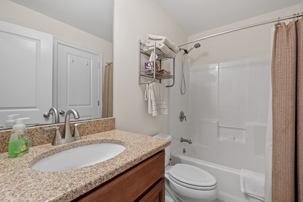 31 Shaker Hill Road, Unit 31 Hooksett, NH 03106 - Photo 21 of 42 Gallery Image 21