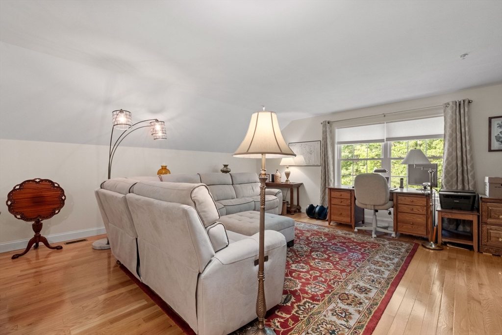 31 Shaker Hill Road, Unit 31 Hooksett, NH 03106 - Photo 23 of 42 Gallery Image 23