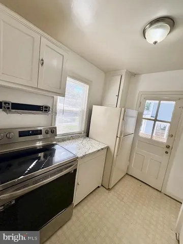 $2,500 | 4541 Fairfield Drive, Bethesda, MD 20814