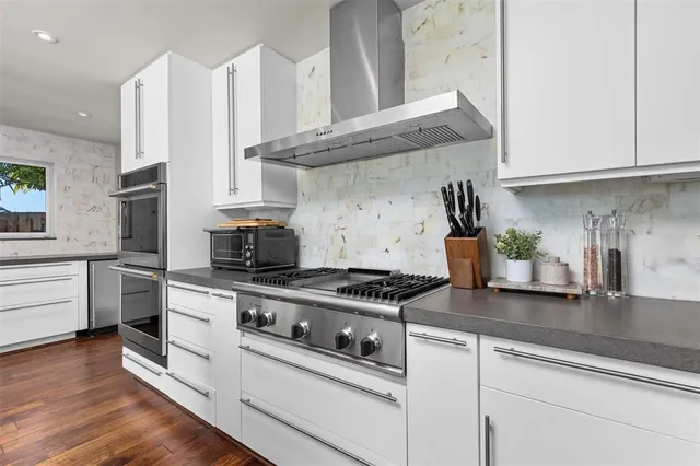 $4,750,000 | 2880 Northeast 24th Place, Fort Lauderdale, FL 33305