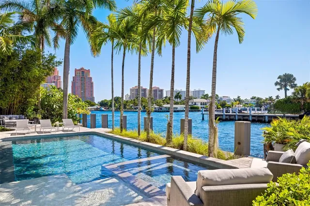 $4,750,000 | 2880 Northeast 24th Place, Fort Lauderdale, FL 33305