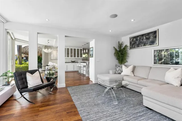 $4,750,000 | 2880 Northeast 24th Place, Fort Lauderdale, FL 33305