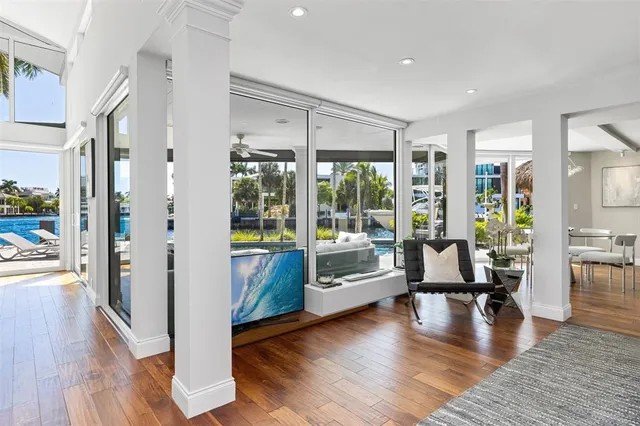 $4,750,000 | 2880 Northeast 24th Place, Fort Lauderdale, FL 33305