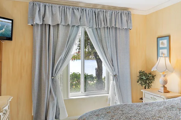 $315,000 | 4492 Northeast Ocean Boulevard, Unit F1, Jensen Beach, FL 34957