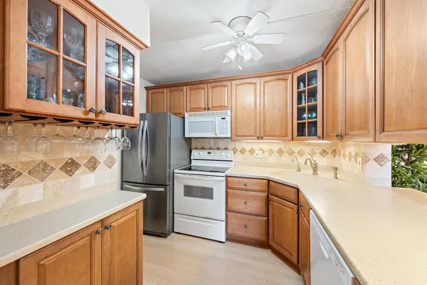 $315,000 | 4492 Northeast Ocean Boulevard, Unit F1, Jensen Beach, FL 34957