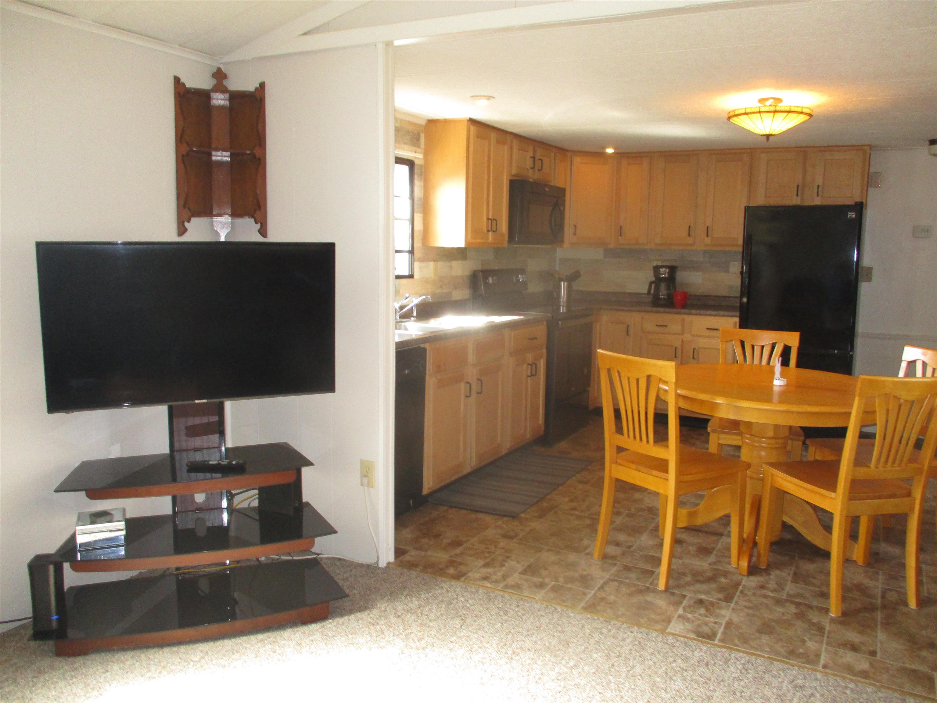 10 Mayhew Road Campton, NH 03223 - Photo 5 of 31 Gallery Image 5