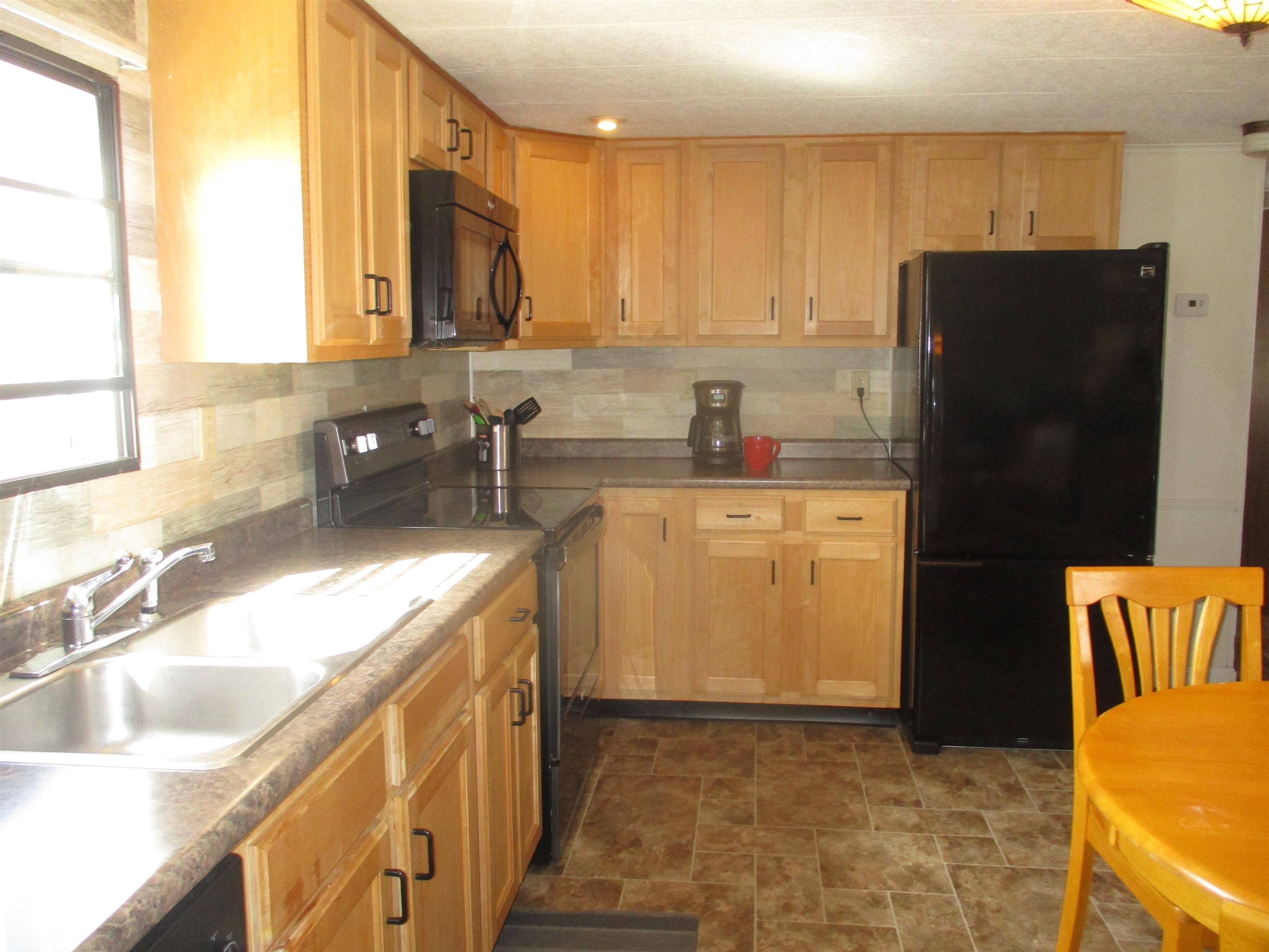 10 Mayhew Road Campton, NH 03223 - Photo 9 of 31 Gallery Image 9