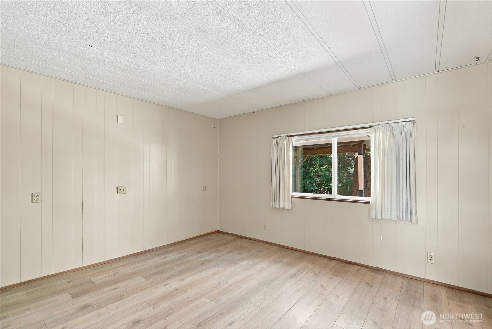 22104 49th Avenue Southeast Bothell, WA 98021 - Photo 22 of 29 Gallery Image 22