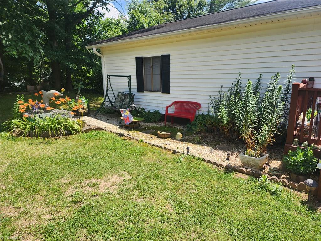 5249 Forbush Road East Bend, NC 27018 - Photo 4 of 15