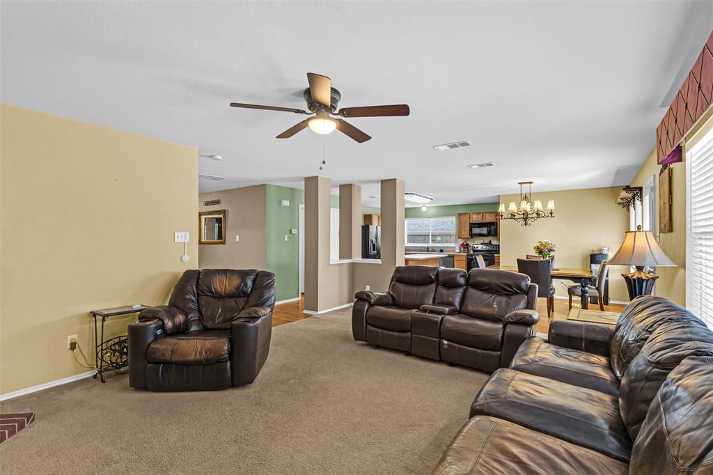 4333 Highgate Road Fort Worth, TX 76244 - Photo 8 of 40