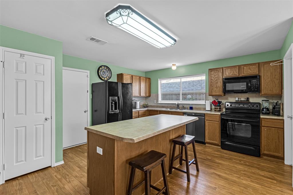 4333 Highgate Road Fort Worth, TX 76244 - Photo 10 of 40