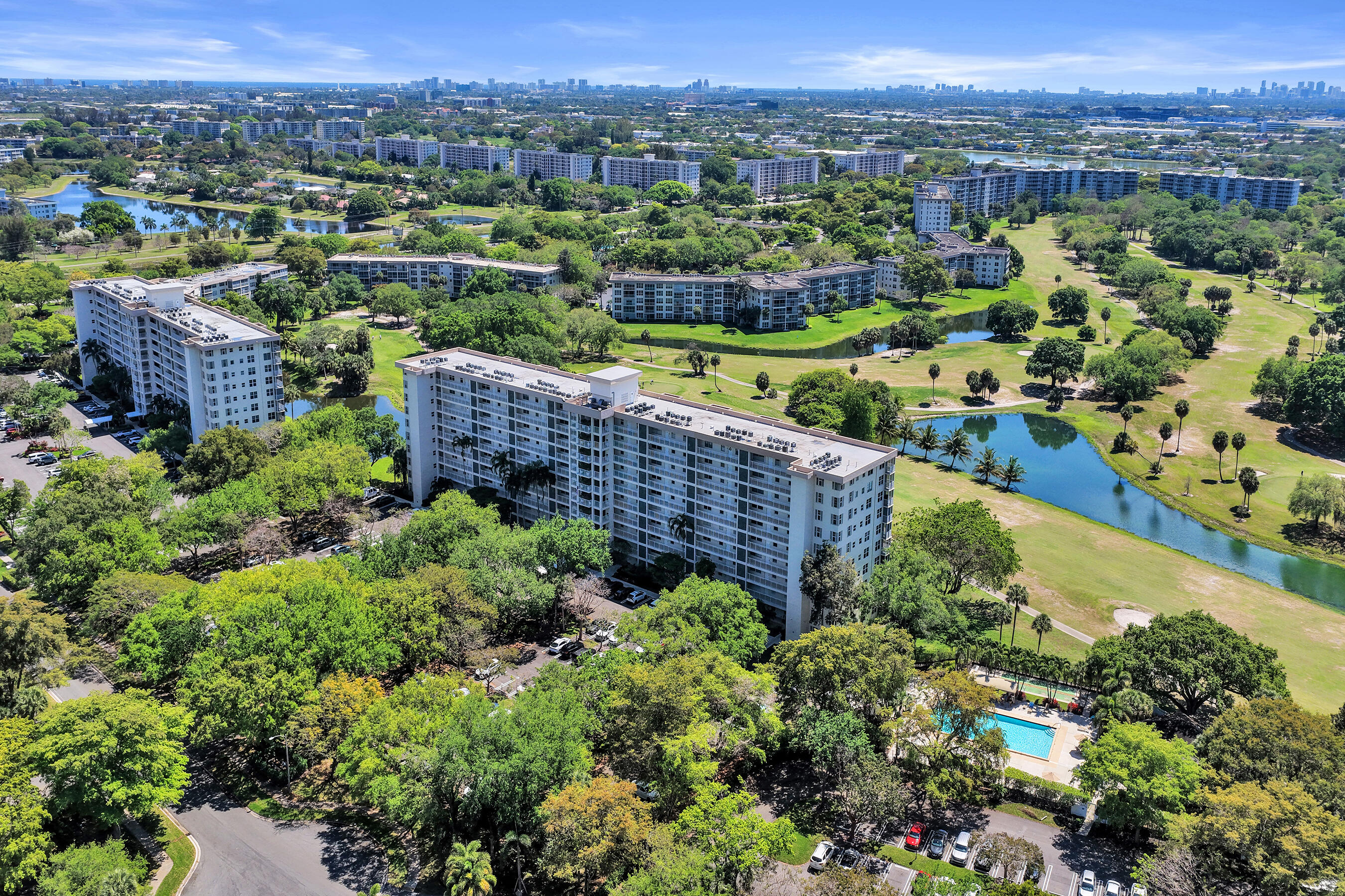 3520 Oaks Way, Unit 1010 Pompano Beach, FL 33069 - Photo 4 of 67 a view of a city