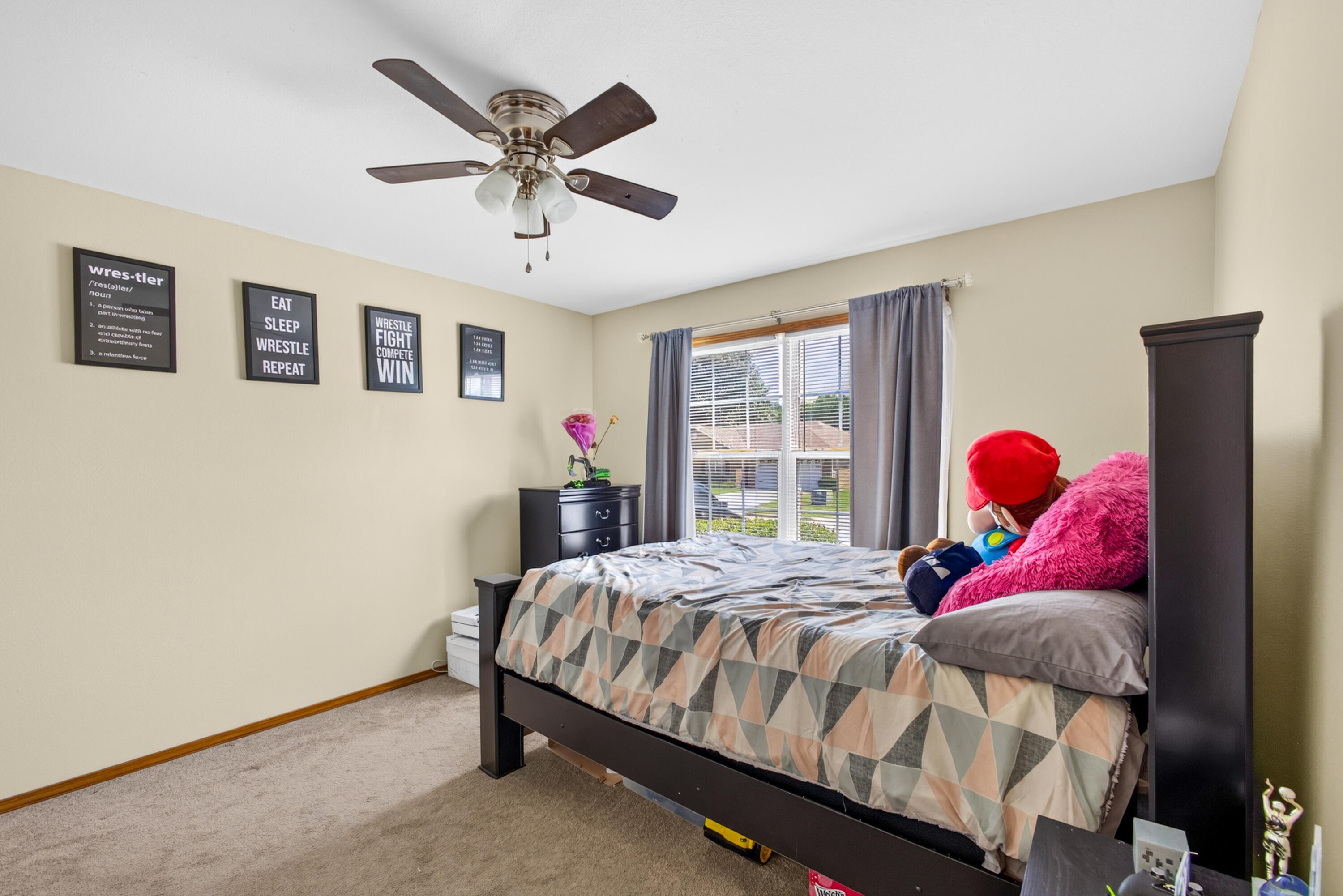 709 South Hazelnut Avenue Springfield, MO 65802 - Photo 14 of 25 709 Hazelnut-15