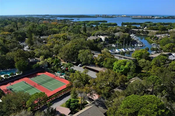 $2,000 | 1512 Pelican Point Drive, Unit BA264, Sarasota, FL 34231
