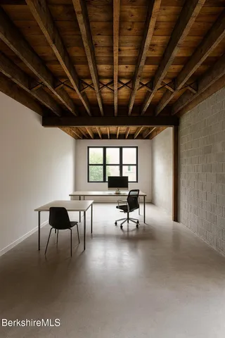 a view of a house with backyard and a garden