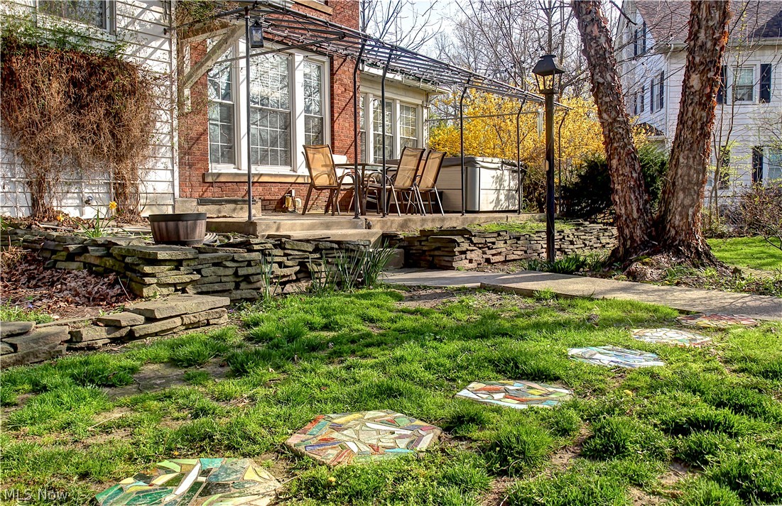3054 Somerton Road Cleveland, OH 44118 - Photo 33 of 40 View of yard