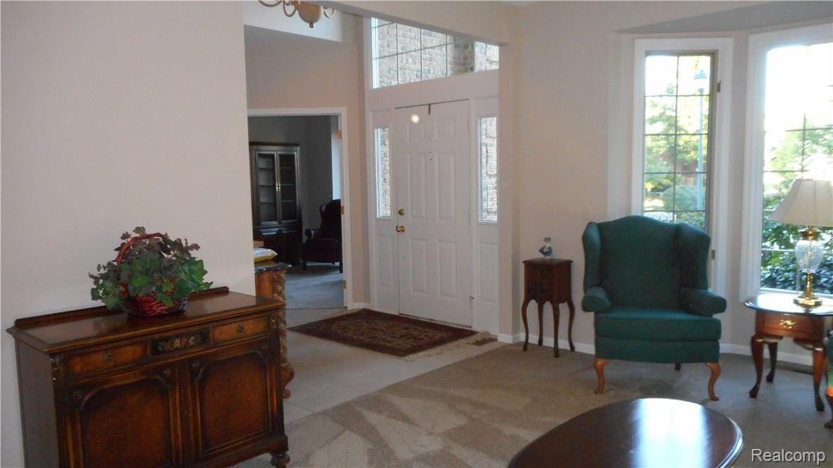 1088 Bloomview Circle Rochester, MI 48307 - Photo 11 of 29 Bloomview 009.JPG