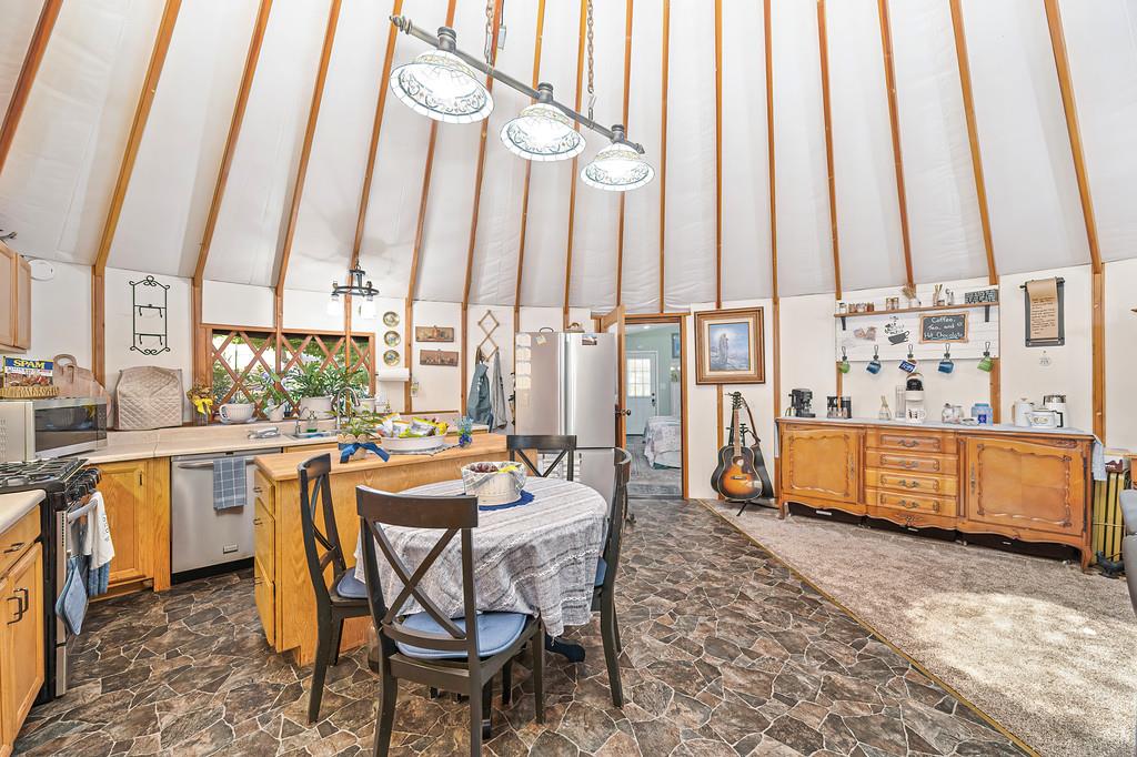 17008 Bloomfield Ridge Place Nevada City, CA 95959 - Photo 12 of 52