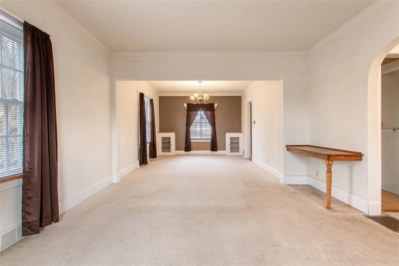 431 Rome Avenue Rockford, IL 61107 - Photo 7 of 21 Gallery Image 7