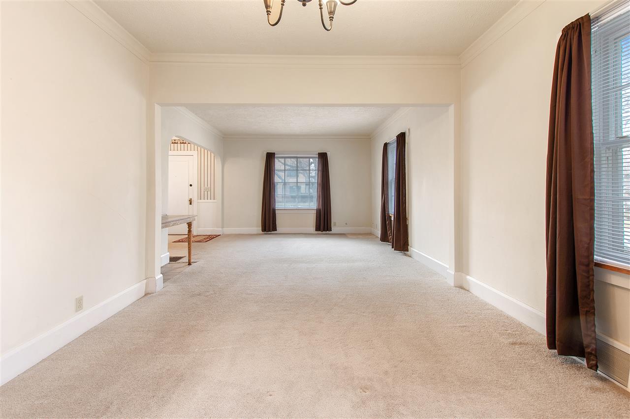 431 Rome Avenue Rockford, IL 61107 - Photo 8 of 21 Gallery Image 8