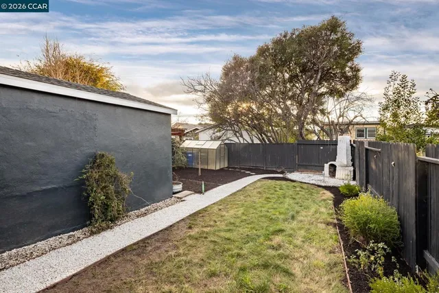 $1,150,000 | 918-918 Pomona Avenue, Albany, CA 94706